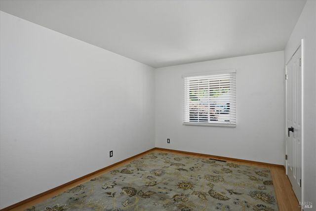 3196 Scenic Dr, Napa, CA 94558