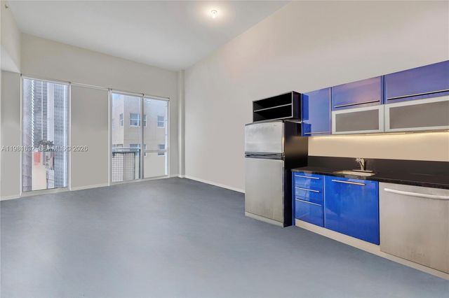 253 NE 2nd St 220, Miami, FL 33132