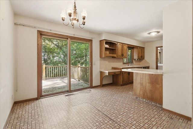 20893 BOUVIER Lane, Council Bluffs, IA 51503