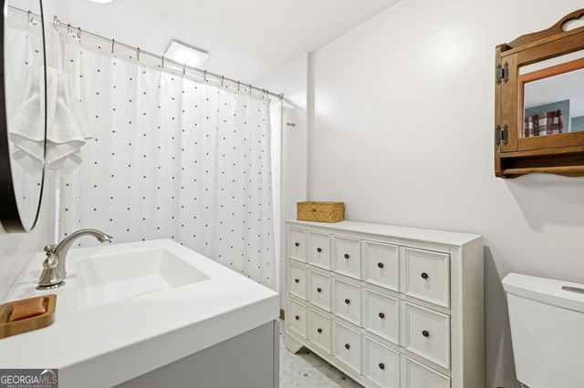 1879 Falls Road, Toccoa, GA 30577