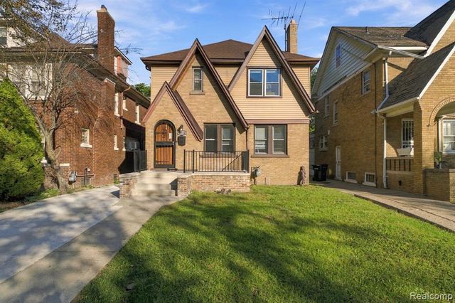3230 Leslie Street, Detroit, MI 48238
