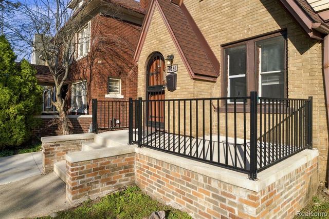 3230 Leslie Street, Detroit, MI 48238