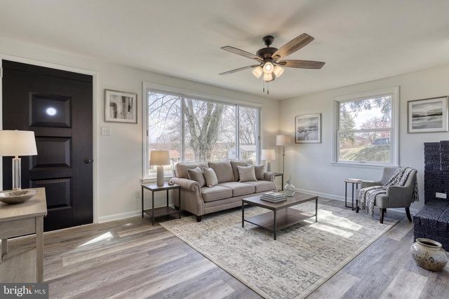 630 HAMMOND RD, York, PA 17406