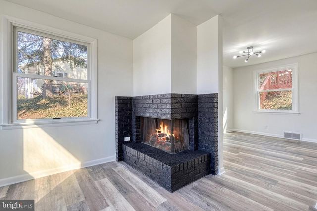 630 HAMMOND RD, York, PA 17406