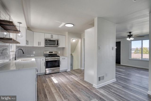 630 HAMMOND RD, York, PA 17406