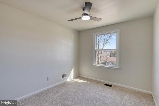 630 HAMMOND RD, York, PA 17406