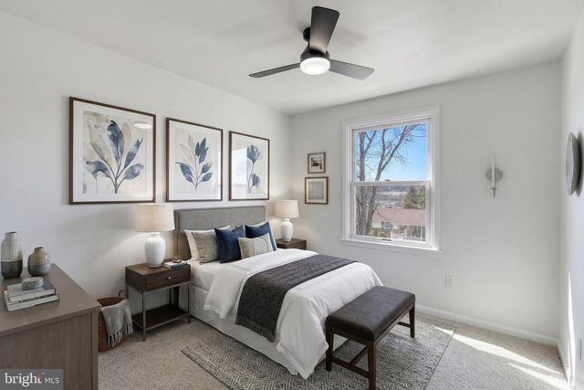 630 HAMMOND RD, York, PA 17406