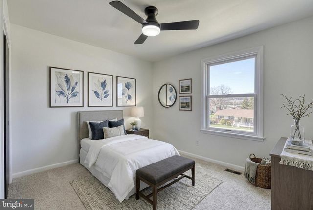 630 HAMMOND RD, York, PA 17406