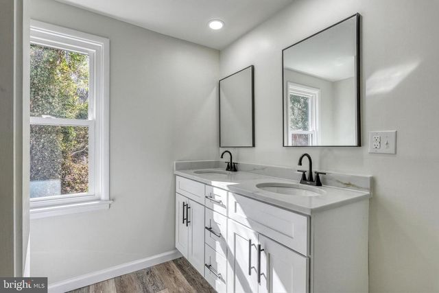 630 HAMMOND RD, York, PA 17406