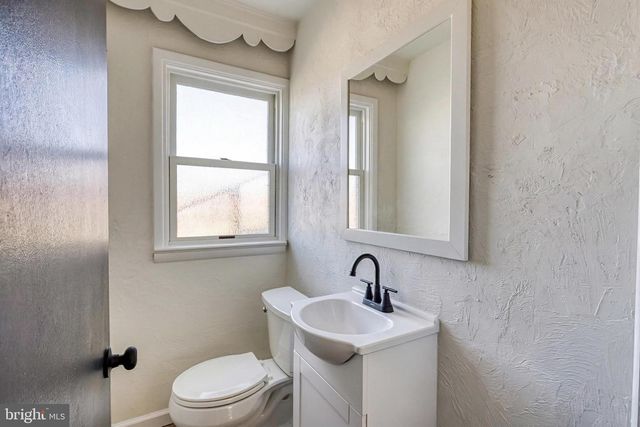 630 HAMMOND RD, York, PA 17406