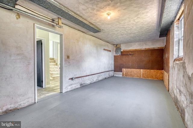 630 HAMMOND RD, York, PA 17406