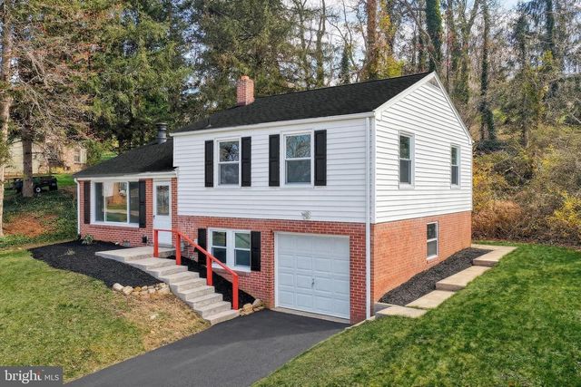 630 HAMMOND RD, York, PA 17406