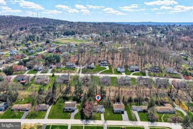 630 HAMMOND RD, York, PA 17406