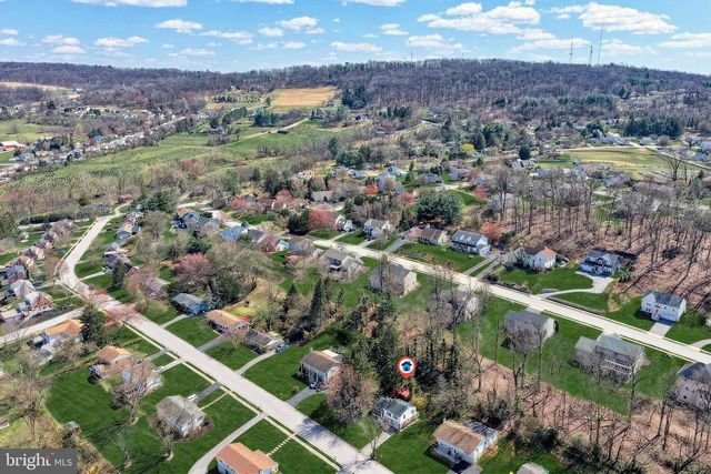 630 HAMMOND RD, York, PA 17406