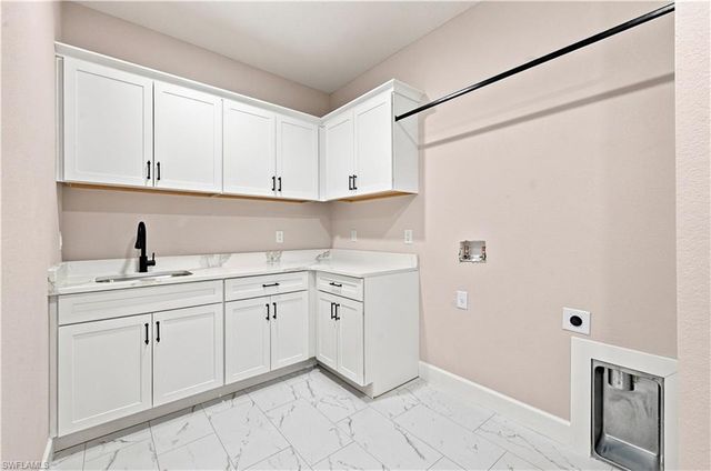1214 Acacia AVE, Lehigh Acres, FL 33972