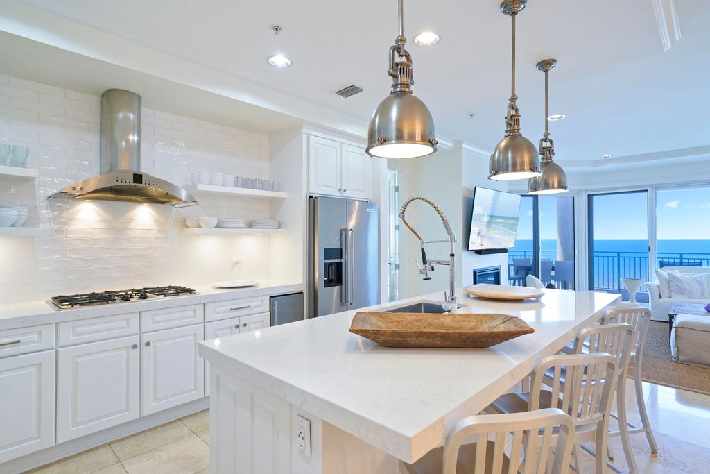 Image 16 of property listing at 221 Scenic Gulf Drive 1450, Miramar Beach, FL 32550