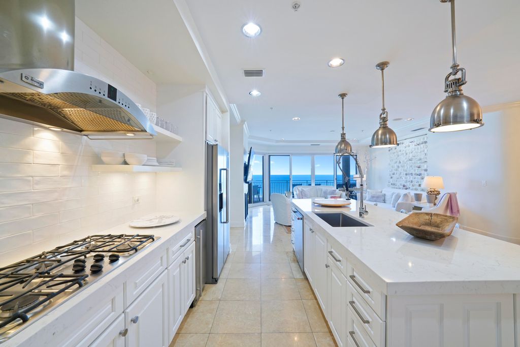 Image 17 of property listing at 221 Scenic Gulf Drive 1450, Miramar Beach, FL 32550