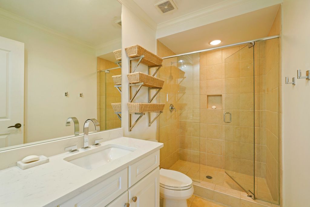 Image 33 of property listing at 221 Scenic Gulf Drive 1450, Miramar Beach, FL 32550