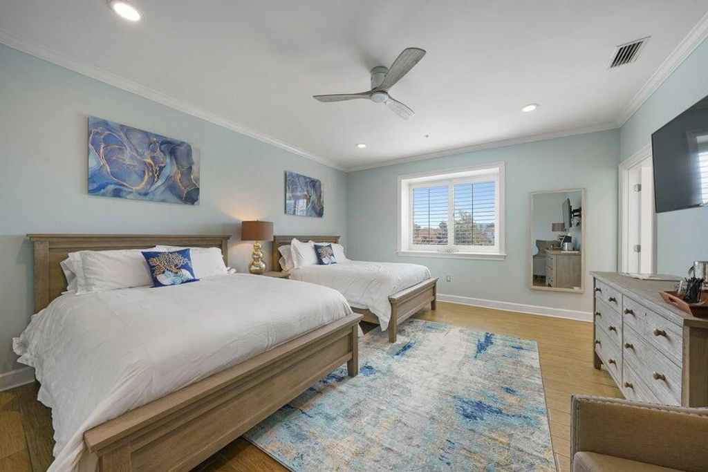 Image 70 of property listing at 221 Scenic Gulf Drive 1450, Miramar Beach, FL 32550