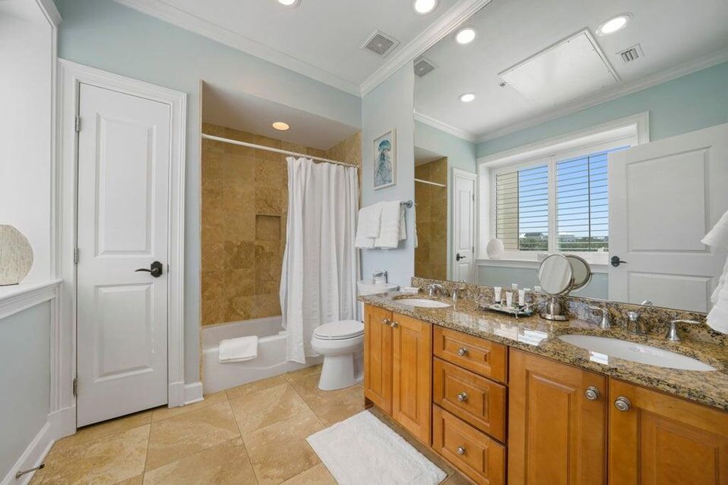 Image 74 of property listing at 221 Scenic Gulf Drive 1450, Miramar Beach, FL 32550