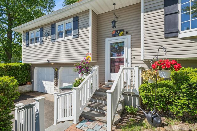 17 Joyce Drive, Riverhead, NY 11901