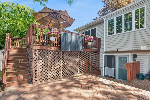 17 Joyce Drive, Riverhead, NY 11901
