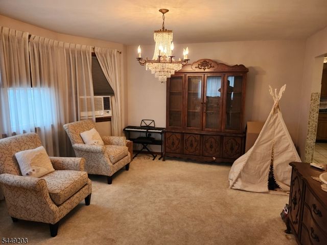 33 Livingston Ave 2, Lyndhurst Twp., NJ 07071