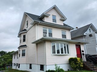 33 Livingston Ave 2, Lyndhurst Twp., NJ 07071