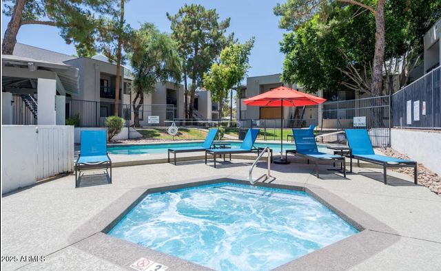 2311 E UNION HILLS Drive 1, Phoenix, AZ 85024