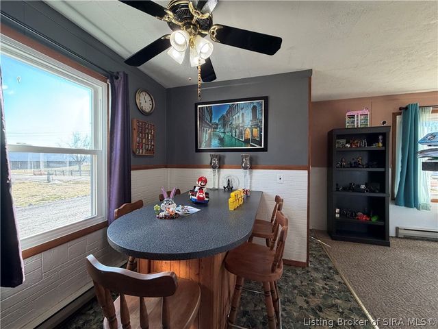 404 W Craig Road, Scottsburg, IN 47170