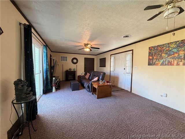 404 W Craig Road, Scottsburg, IN 47170