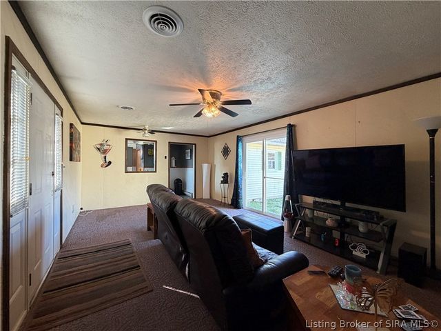 404 W Craig Road, Scottsburg, IN 47170