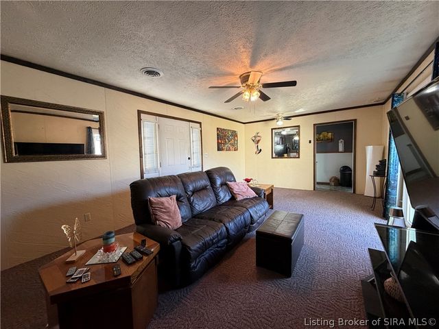 404 W Craig Road, Scottsburg, IN 47170