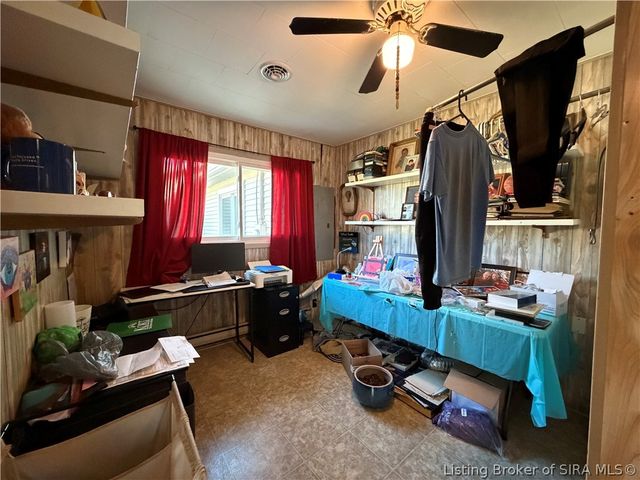 404 W Craig Road, Scottsburg, IN 47170