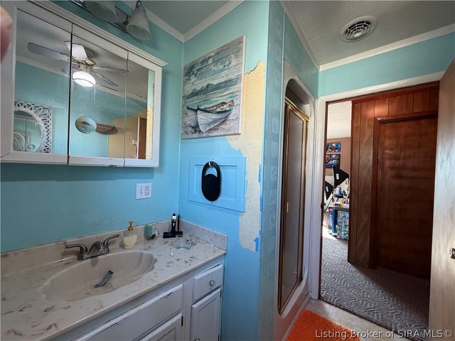 404 W Craig Road, Scottsburg, IN 47170