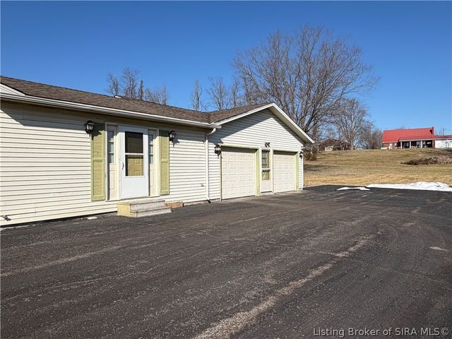 404 W Craig Road, Scottsburg, IN 47170