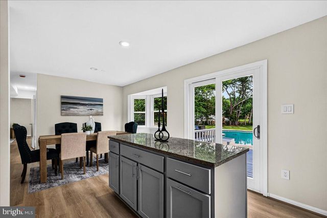 11057 BISHOPSGATE CT, Reston, VA 20194