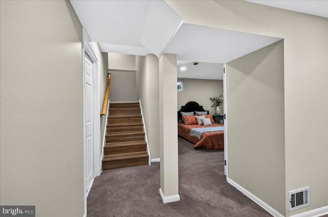 11057 BISHOPSGATE CT, Reston, VA 20194