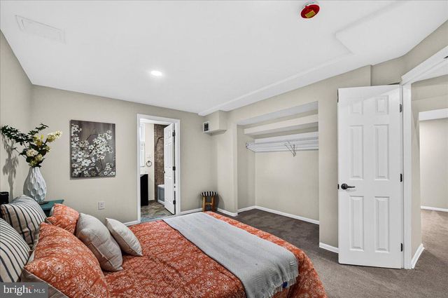 11057 BISHOPSGATE CT, Reston, VA 20194