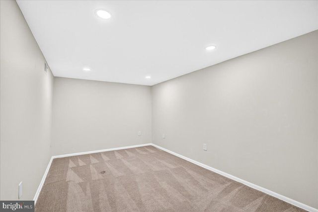 11057 BISHOPSGATE CT, Reston, VA 20194