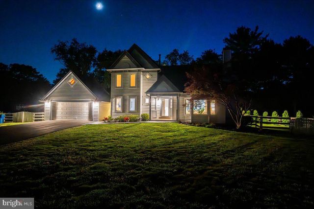 11057 BISHOPSGATE CT, Reston, VA 20194