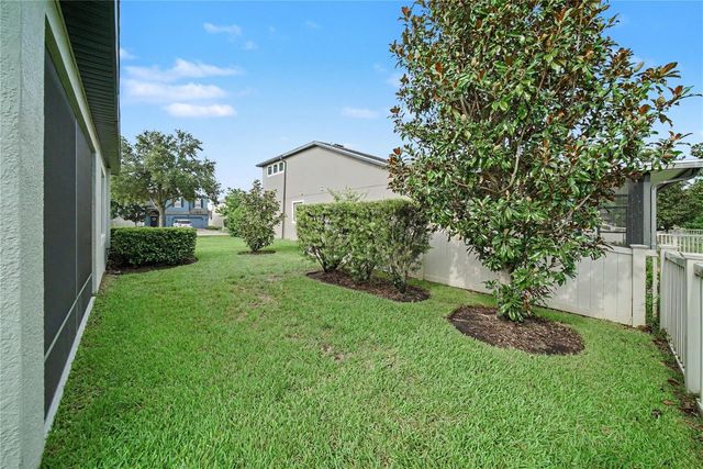 1747 OAK HAMMOCK COURT, Lutz, FL 33558