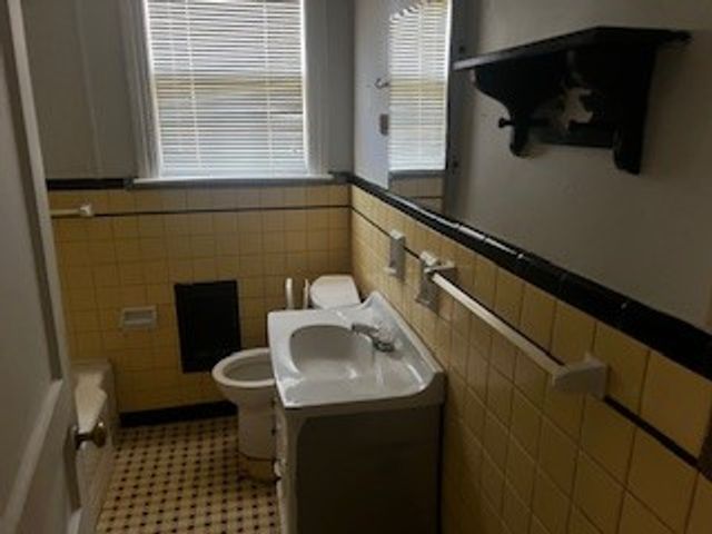 4812 Lindell St, Nashville, TN 37216