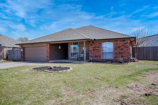 10536 NW 45th Court, Yukon, OK 73099