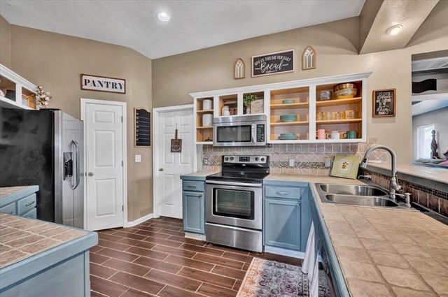 10536 NW 45th Court, Yukon, OK 73099