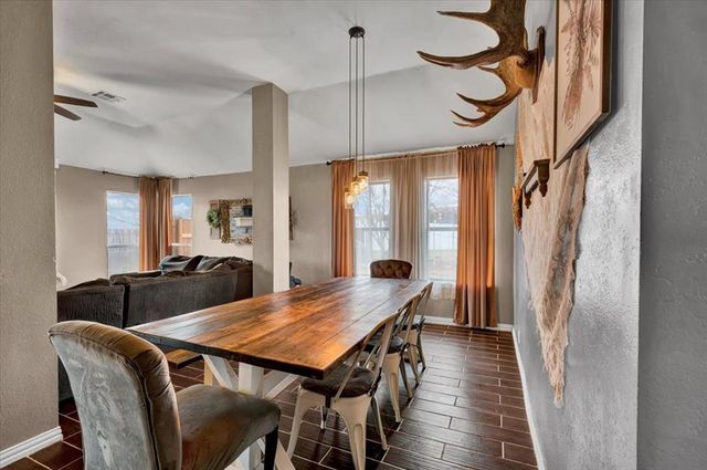 10536 NW 45th Court, Yukon, OK 73099