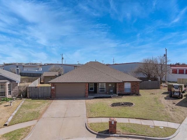 10536 NW 45th Court, Yukon, OK 73099