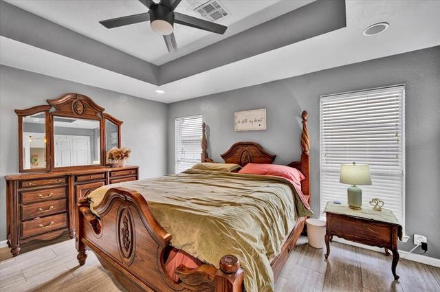 10536 NW 45th Court, Yukon, OK 73099