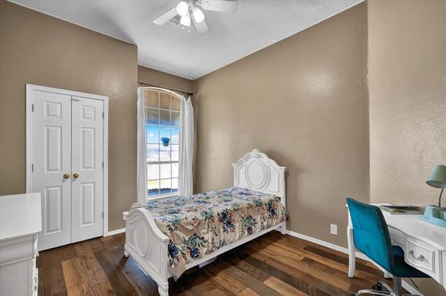 10536 NW 45th Court, Yukon, OK 73099