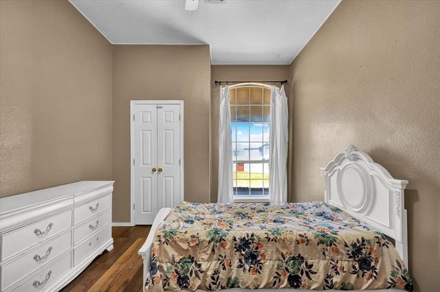 10536 NW 45th Court, Yukon, OK 73099